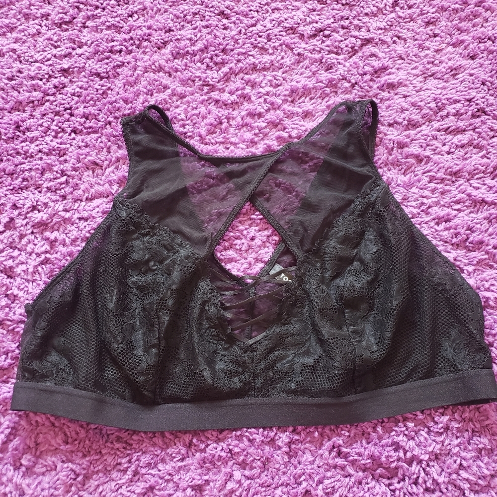 NWOT TORRID Strappy Bralette Sz 3